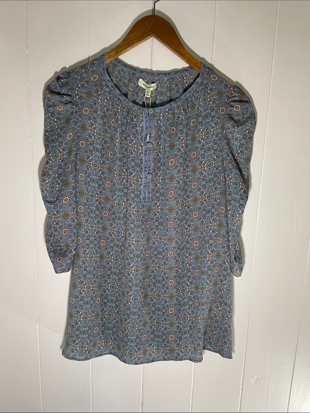 Max Studio Blue Floral Peasant Blouse